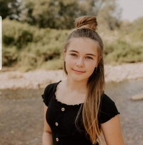 Meet your Posher, Mailye